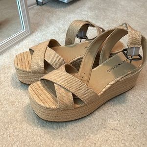 Never worn lucky brand strappy sandal wedges!